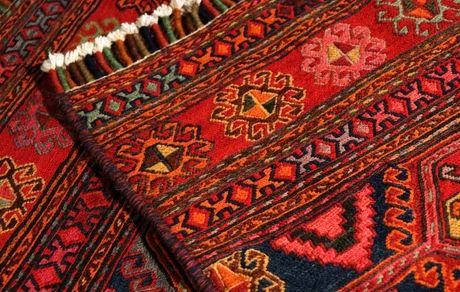 رونمایی از بزرگترین گلیم دستبافت در نمین/گلیم عنبران جهانی است