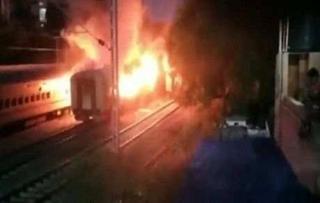 چای، ۹ نفر را در قطاری در هند به کام مرگ فرستاد