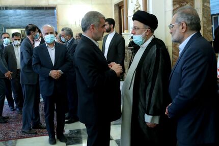 دیدار عیدانه جمعی از مسئولان و کارگزاران نظام با رئیس جمهور
