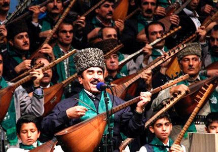 فراخوان چهارمین جشنواره ملی «عاشیق‌لار؛ نوای وحدت ایران» منتشرشد