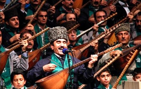 فراخوان چهارمین جشنواره ملی «عاشیق‌لار؛ نوای وحدت ایران» منتشرشد