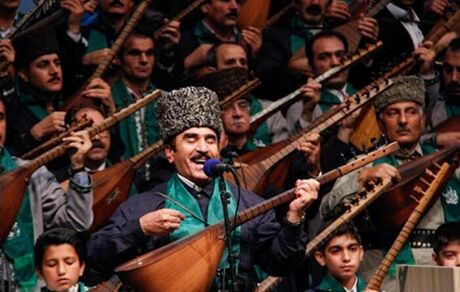 فراخوان چهارمین جشنواره ملی «عاشیق‌لار؛ نوای وحدت ایران» منتشرشد