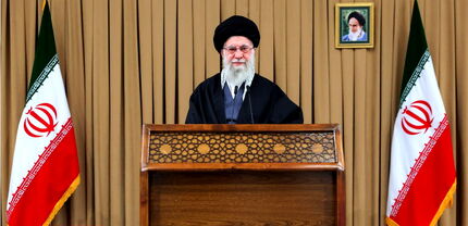 رهبر معظم انقلاب: در جنگ ۱۲ روزه برنامه‌ریزی ۲۰ ساله دشمن شکست خورد / به دنبال ارتباط با دولت کنونی آمریکا نیستیم