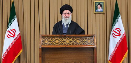 رهبر معظم انقلاب: در جنگ ۱۲ روزه برنامه‌ریزی ۲۰ ساله دشمن شکست خورد / به دنبال ارتباط با دولت کنونی آمریکا نیستیم
