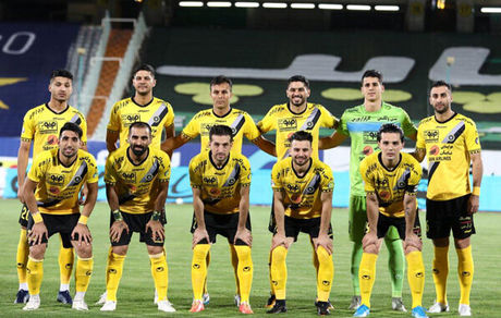 سرمربی جدید تیم فوتبال سپاهان معرفی شد 