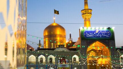 اعلام جزئیات فروش کارت بانکی گردشگری برای زائران خارجی امام رضا(ع)