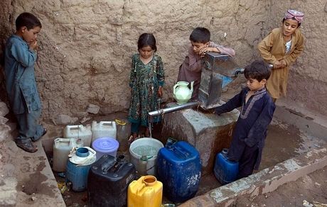 اختصاص کمک ۱۰۰ میلیون دلاری آمریکا به پناهجویان افغانستانی