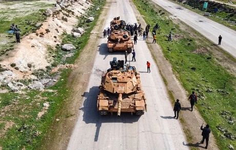 واشنگتن ترکیه را تهدید به تحریم کرد/ انتقال تجهیزات نظامی آنکارا به شمال سوریه