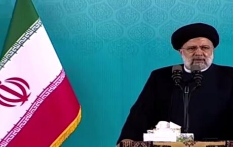 تمجید رئیس جمهور از تلاش مجاهدانه کادر درمان در دوران کرونا / تورم حتما باید مهار شود / به اندازه ۵۰ سال نیمه تمام در کشور است