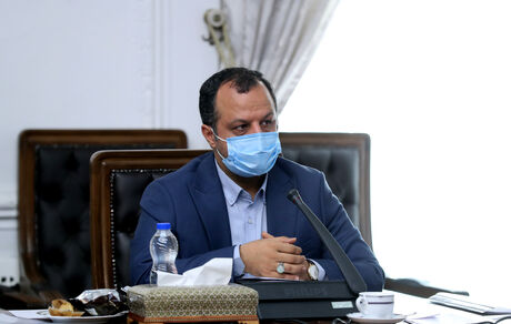 وزارت اقتصاد بدنبال افزایش حقوق بازنشستگان