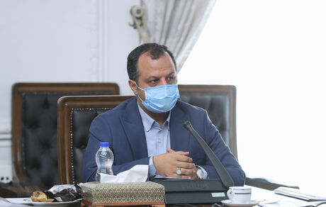 وزارت اقتصاد بدنبال افزایش حقوق بازنشستگان