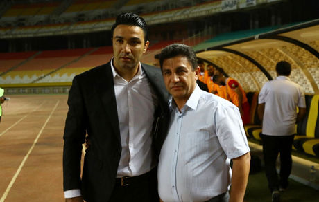 خبر عجیب، قلعه‌نوعی جایگزین نکونام در تیم فولاد خوزستان!