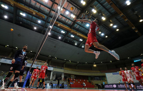 تصاویری از جدال نخست یک چهارم نهایی لیگ برتر والیبال "پیکان - شهرداری ارومیه"