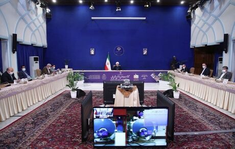 تاکید بر نقش پررنگ مناطق آزاد تجاری و اقتصادی در اقتصاد و اشتغال / اقدامات عظیم دولت در مناطق آزاد طی ۸ سال گذشته /  توسعه راه آهن از اولویت های اصلی این دولت بوده است