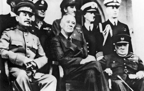 روسیه، اسناد کنفرانس ۱۹۴۳ تهران را از طبقه محرمانه خارج کرد