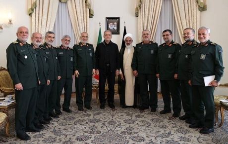 دیدار جمعی از فرماندهان ارشد سپاه پاسداران انقلاب اسلامی با رئیس جمهور منتخب
