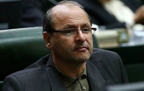 نماینده اصولگرای مجلس: همه نمایندگان سیم کارت سفید و اینترنت بدون فیلتر دارند