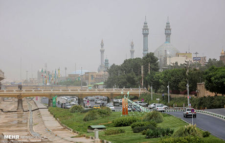 آلودگی هوای قم در وضعیت خطرناک
