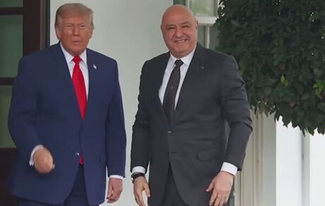 ترامپ در دیدار با رئیس جمهور لبنان: مذاکرات با ایران ادامه دارد