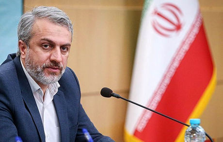 پاسخ وزیر صمت به واردات خودرو، حذف قرعه‌کشی و انباشت برخی تجهیزات وارداتی