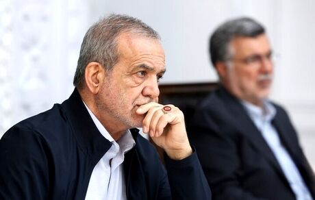 رئیس جمهور: باید ساختار مدیریت برای افزایش انگیزه نخبگان تغییر کند