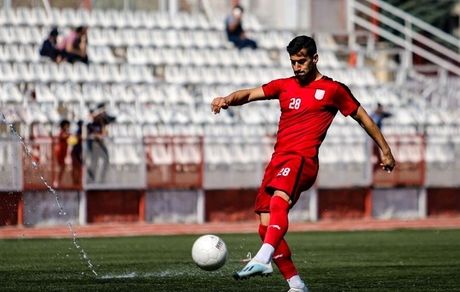 جریمه حاج‌صفی، نساجی و شاهین و تذکر به احمدزاده