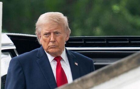 ترامپ تعرفه‌های جدید علیه ۶۰ شریک تجاری از جمله اتحادیه اروپا و چین اعمال کرد
