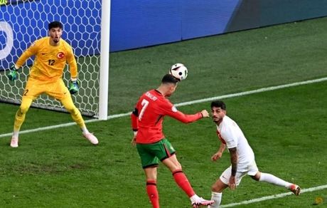 برد پرگل پرتغال مقابل ترکیه / صعود یاران رونالدو قطعی شد