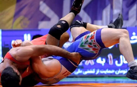 مسابقات کشتی آزاد بزرگسالان قهرمانی کشور بدون تماشاگر شد