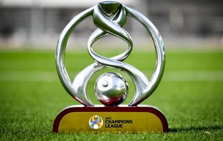 بازی پرسپولیس و النصر فقط با حضور ۲۷ نفر!