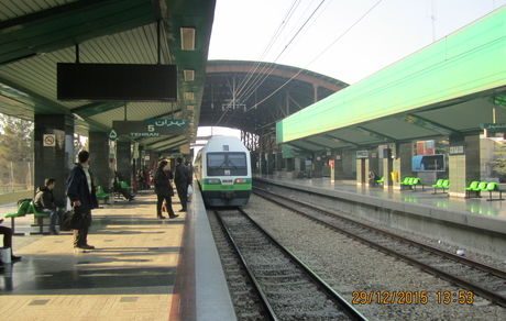 توضیح مترو درباره حذف اعزام برخی از قطارهای تندرو کرج-تهران