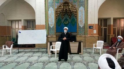 اجرای طرح امام محله در 170 باب مسجد در هر استان