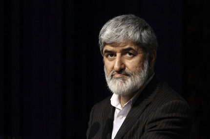 انتقاد علی مطهری از تعطیلی ۱۵ خرداد: امام خمینی نگفت تعطیل باشد