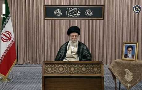 سیاست خارجه در مسئولین عالی رتبه کشور تعیین می‌شود / حرف های اخیر برخی مسوولان مایه تاسف بود / برخی بخاطر منافع خود کارخانه‌ها را به تعطیلی کشاندند /  نباید مردم را از انتخابات دلسرد کرد