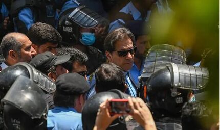 عمران خان با وثیقه آزاد شد