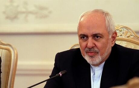 انتقاد ظریف از تخلیه پاسگاه‌های مرزی افغانستان