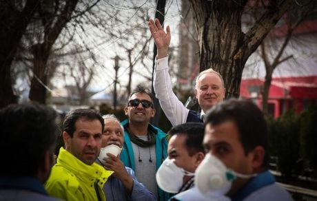 بازدید نماینده سازمان جهانی بهداشت از محل قرنطینه دانشجویان ایرانی