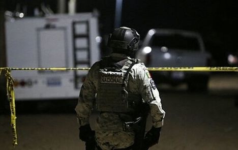 مهاجمان مسلح در مکزیک، ۱۱ نفر را در یک زمین ورزشی فوتبال کشتند 