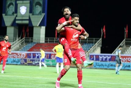 پیروزی تراکتور مقابل نفت در وقت‌های تلف شده/ اسدی بازهم ناجی شد!