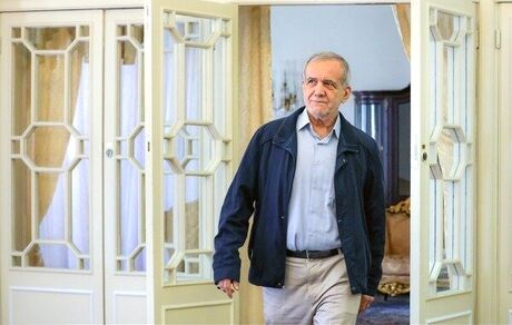رئیس جمهور منتخب فردا ۱۰ صبح تنفیذ می‌شود