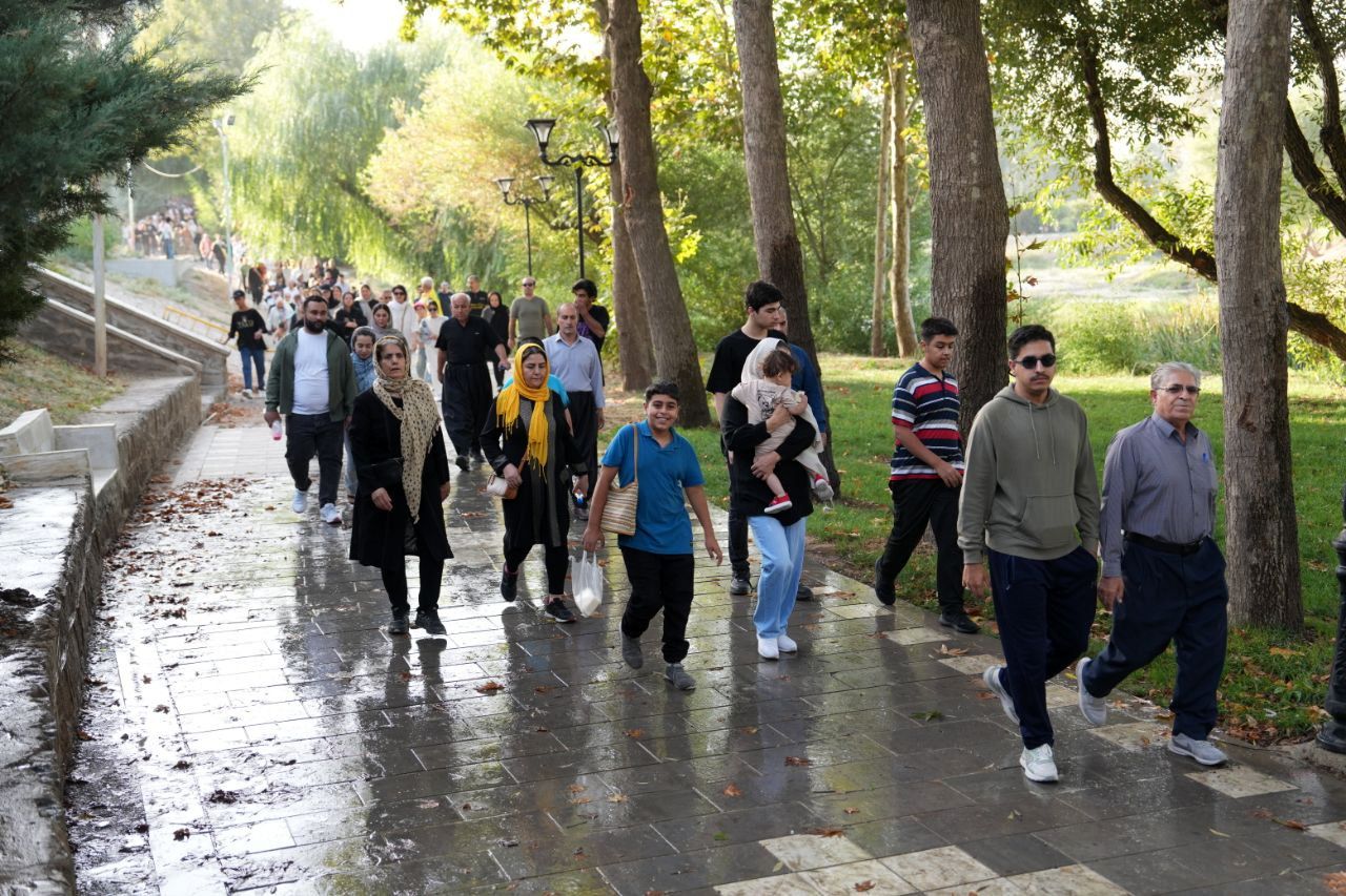 همایش بزرگ پیاده روی خانوادگی شهرستان مهاباد