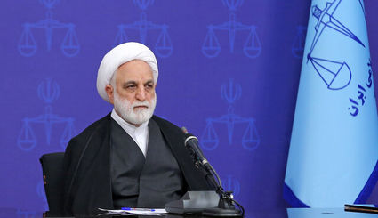 توقیف و مصادره اموال خائنین به وطن و شرکای داخلی متجاوزین، عین عدالت است