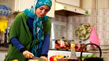 زنان بابت این کار می‌توانند از شوهرشان مزد بگیرند