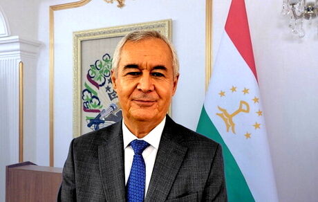 شاهنامه فردوسی کلید حل مشکلات جهان