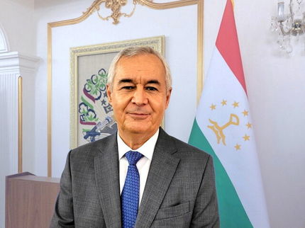 شاهنامه فردوسی کلید حل مشکلات جهان