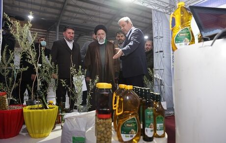 بازدید رئیسی از کارخانه‌های احیا شده و اولین نمایشگاه احیاگران واحدهای اقتصادی در یزد