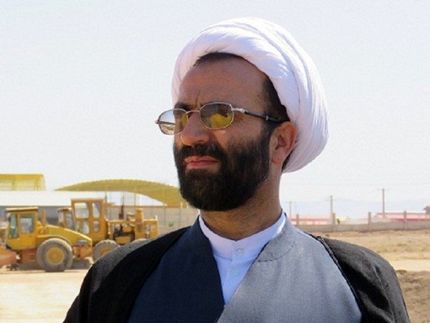 
سلیمی: دولت سلبریتی‌های سوپر میلیاردر را از مالیات معاف کرده است
