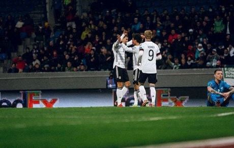 برد پرگل ایتالیا و آلمان و توقف انگلیس در مقدماتی جام جهانی