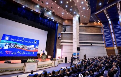 هر جا سخن از کار بزرگ بود قرارگاه خاتم با انگیزه و برنامه وارد میدان شد