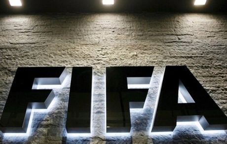 فیفا مانع ثبت قرارداد بازیکنان تراکتور